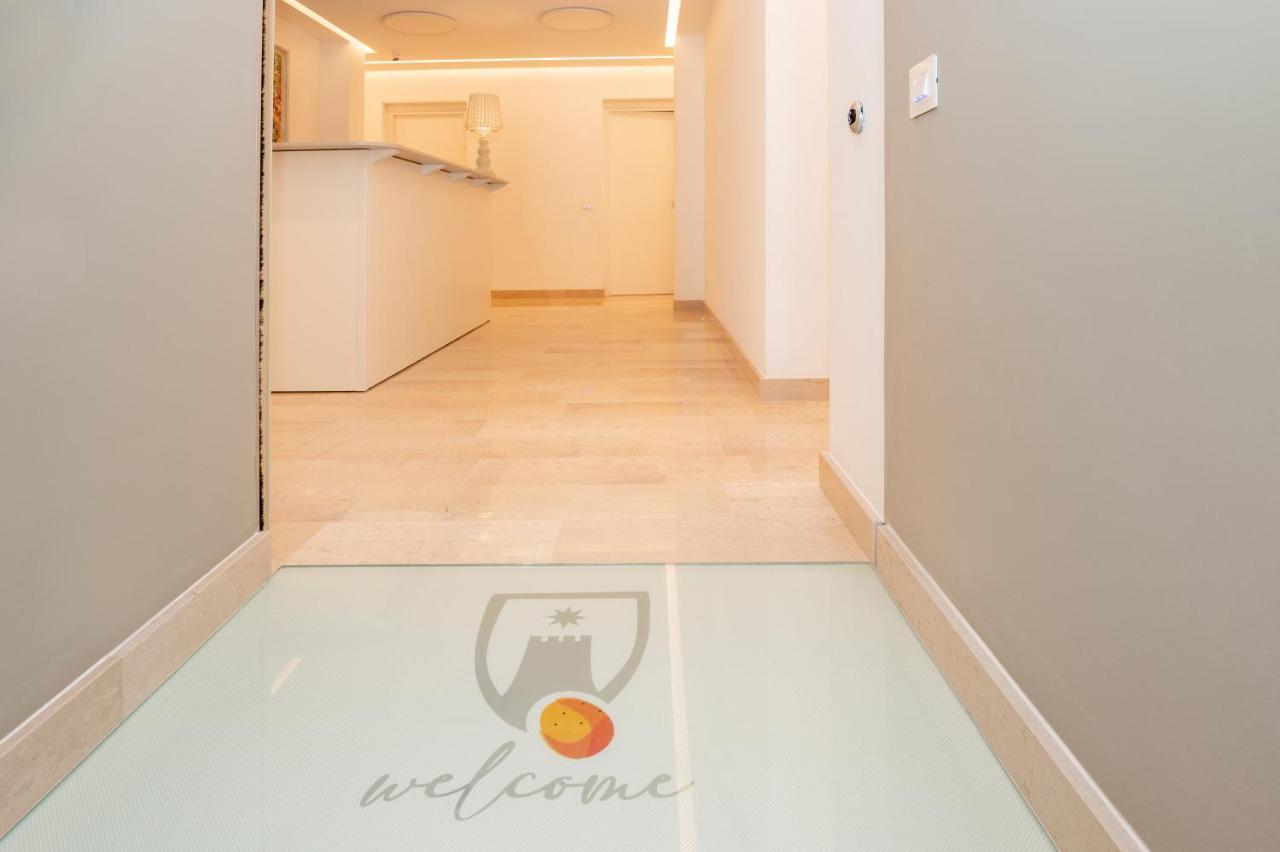 Agora Vieste Rooms & Apartments Zewnętrze zdjęcie