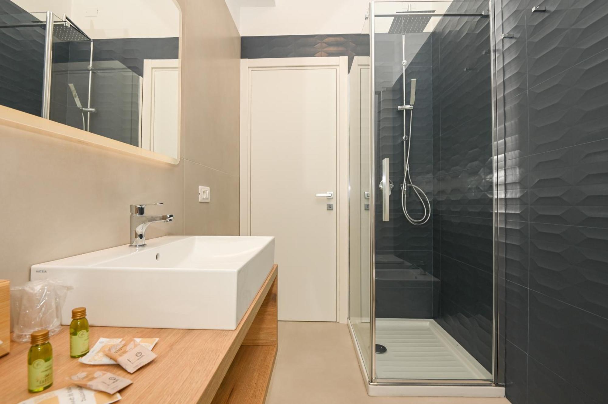 Agora Vieste Rooms & Apartments Zewnętrze zdjęcie