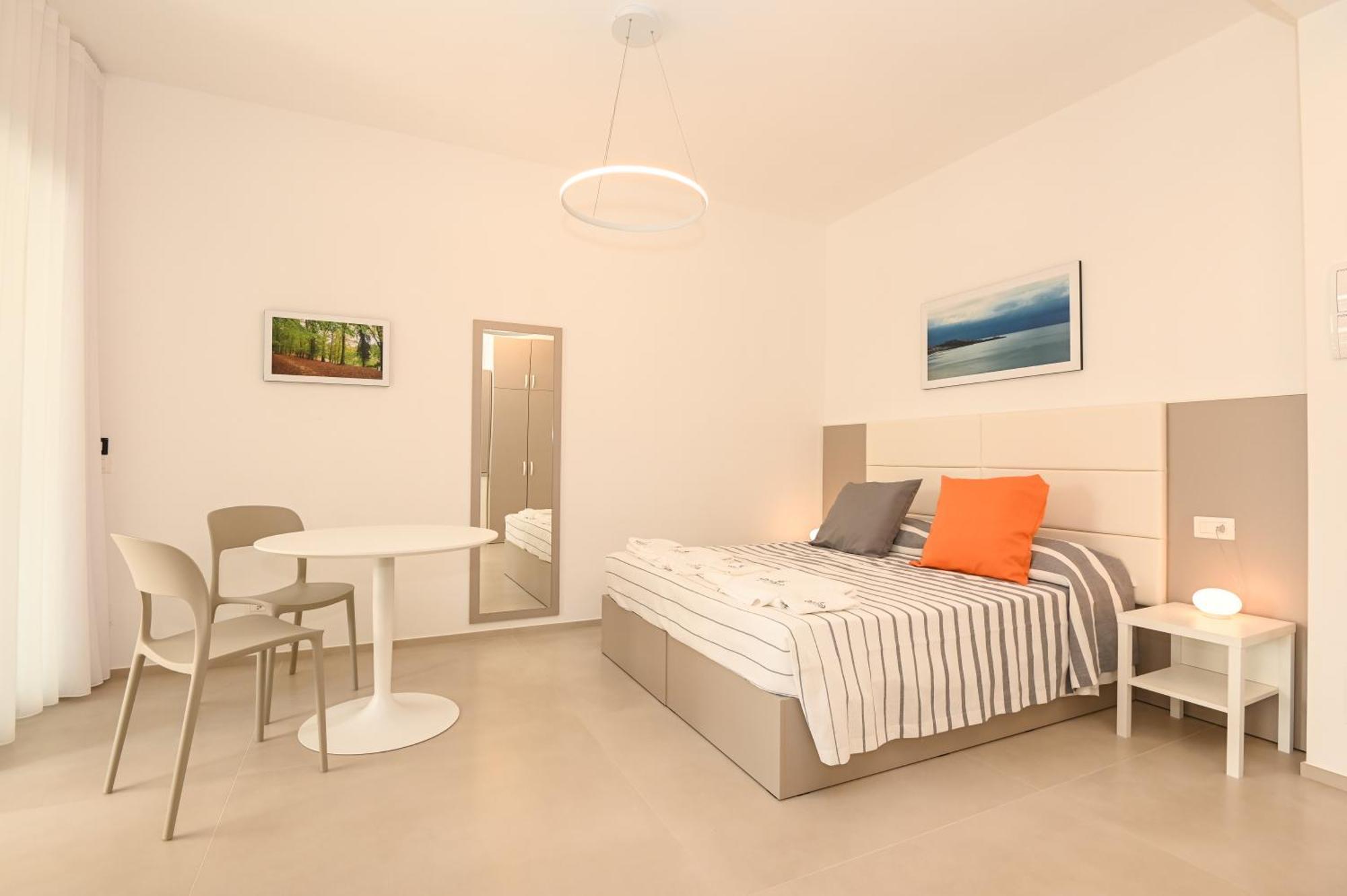 Agora Vieste Rooms & Apartments Zewnętrze zdjęcie